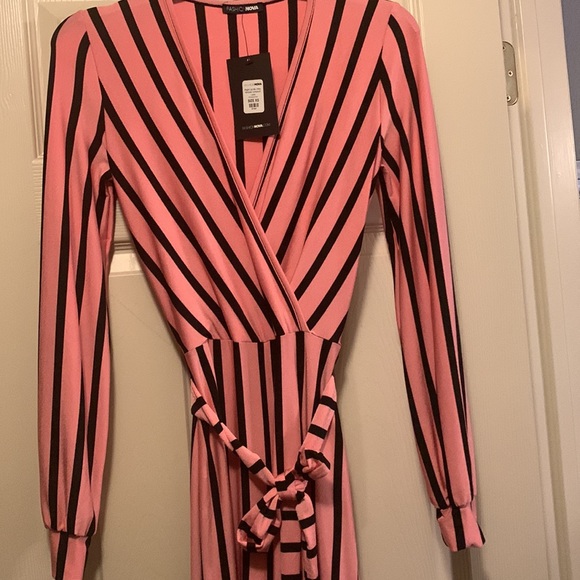 Jumpsuit - Picture 3 of 4